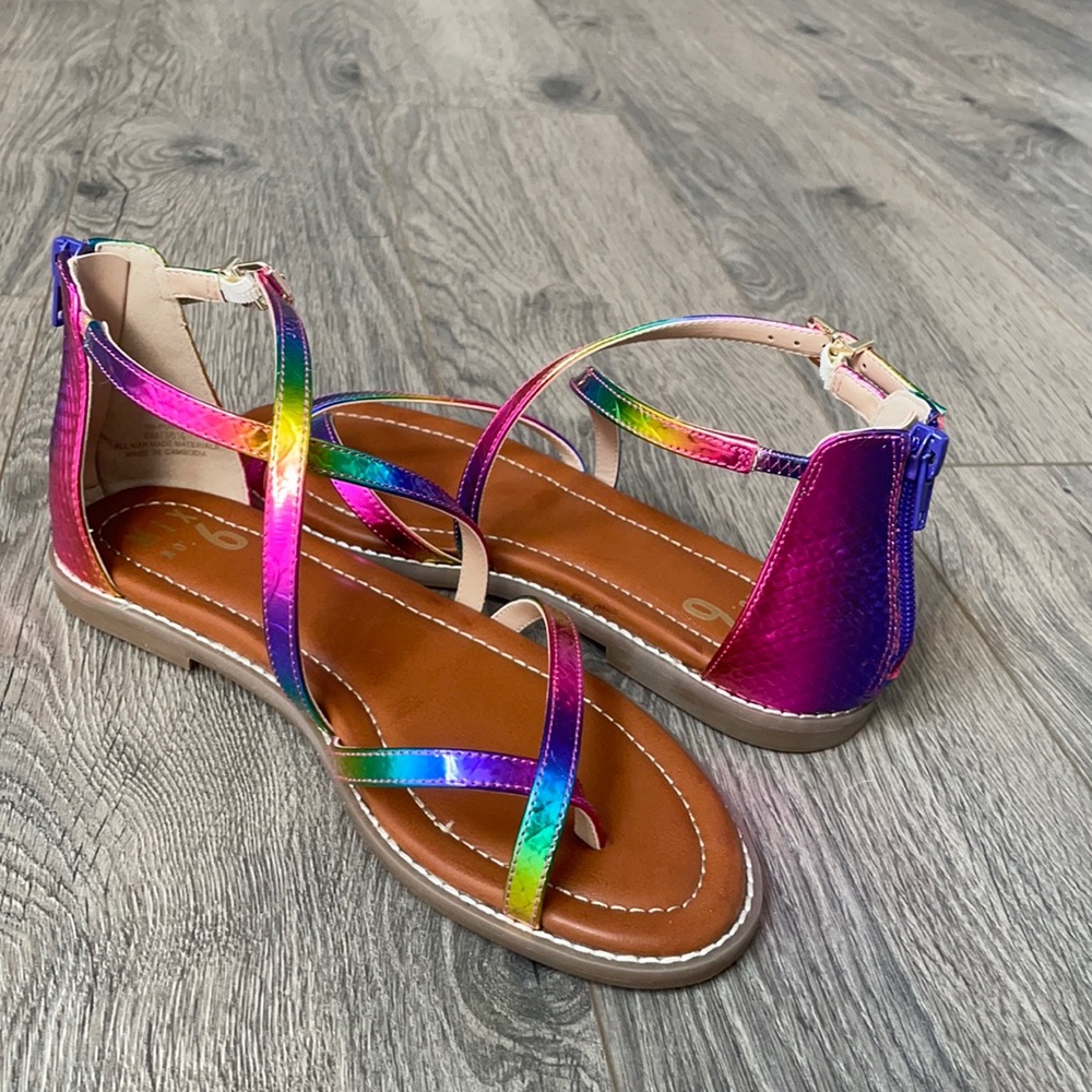 New Mix No. 6 rainbow sandals size 6